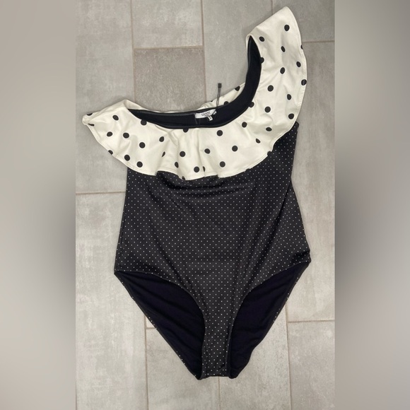 Ganni. Ruffled Polka Dot One-Shoulder Swimsuit Size EU40/US 8/10 - Picture 3 of 6